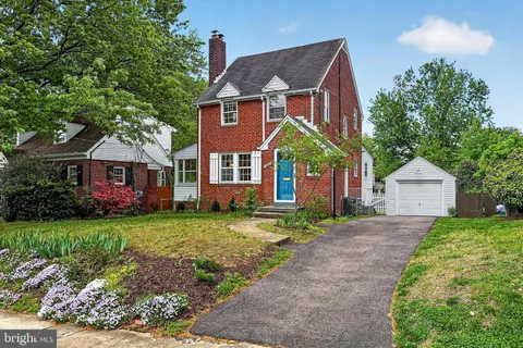 $750,000 | 4646 4th Street South, Arlington, VA 22204