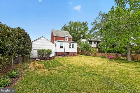 a house view with a garden space