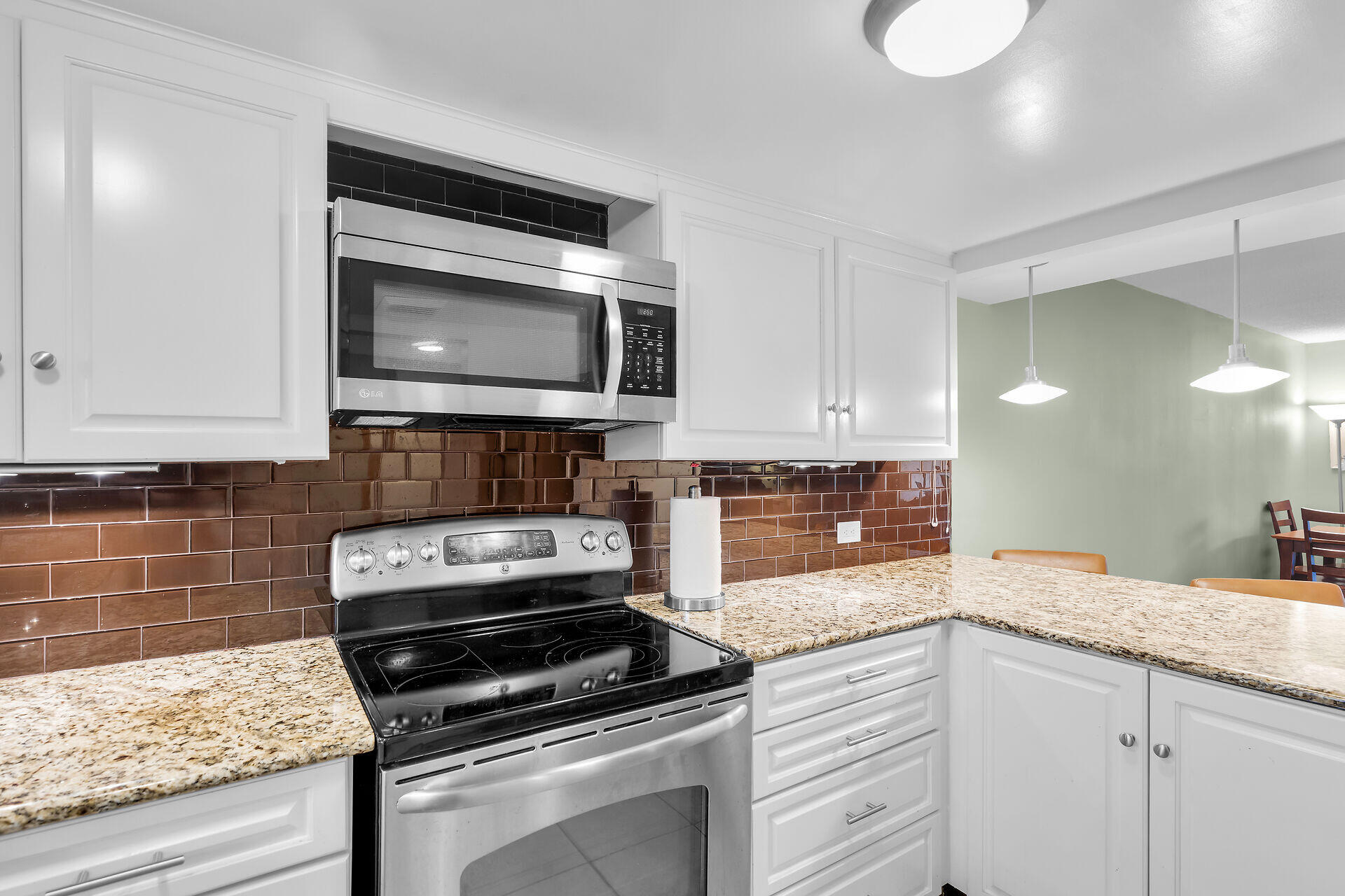 423 Sombrero Beach Road, Unit 9 Marathon, FL 33050 - Photo 12 of 42 Kitchen View Toward Living Area