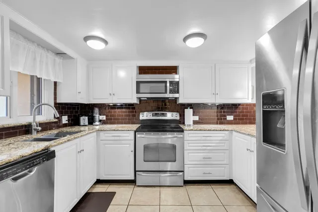 $610,000 | 423 Sombrero Beach Road, Unit 9, Marathon, FL 33050