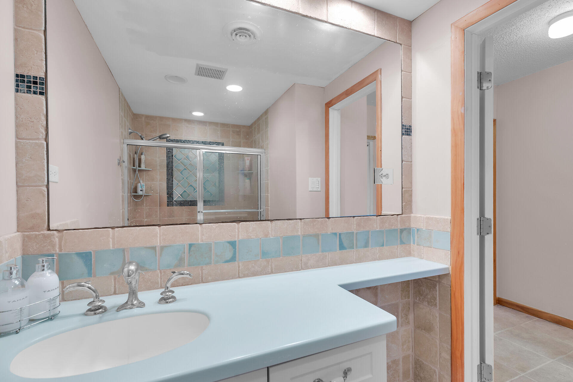 423 Sombrero Beach Road, Unit 9 Marathon, FL 33050 - Photo 26 of 42 Bathroom Vanity & Mirror