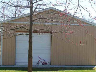 10235 West Frances Road Flushing, MI 48433 - Photo 4 of 14 20212164-3.JPG