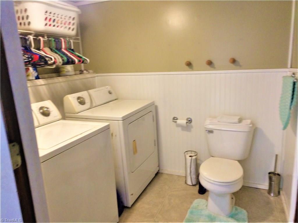 5712 Hayes Farm Road Seagrove, NC 27341 - Photo 11 of 16 Extra Bath w/ WD Connection