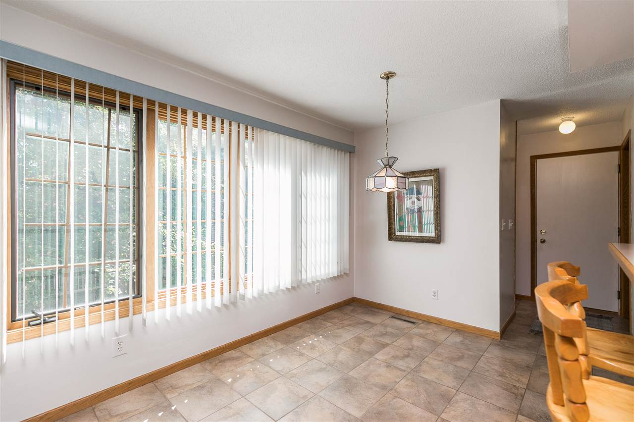 1942 Meadow Ridge Lane Iowa City, IA 52245 - Photo 13 of 50 Gallery Image 13