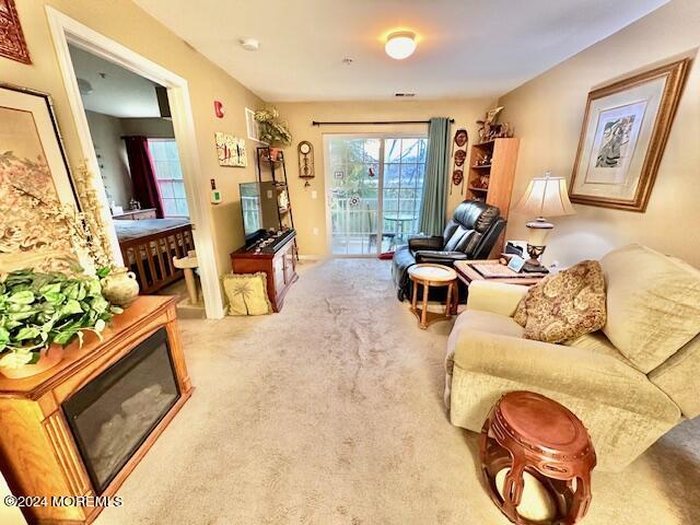 185 Liddle Avenue Edison, NJ 08837 - Photo 5 of 19 a living room with furniture and a flat screen tv