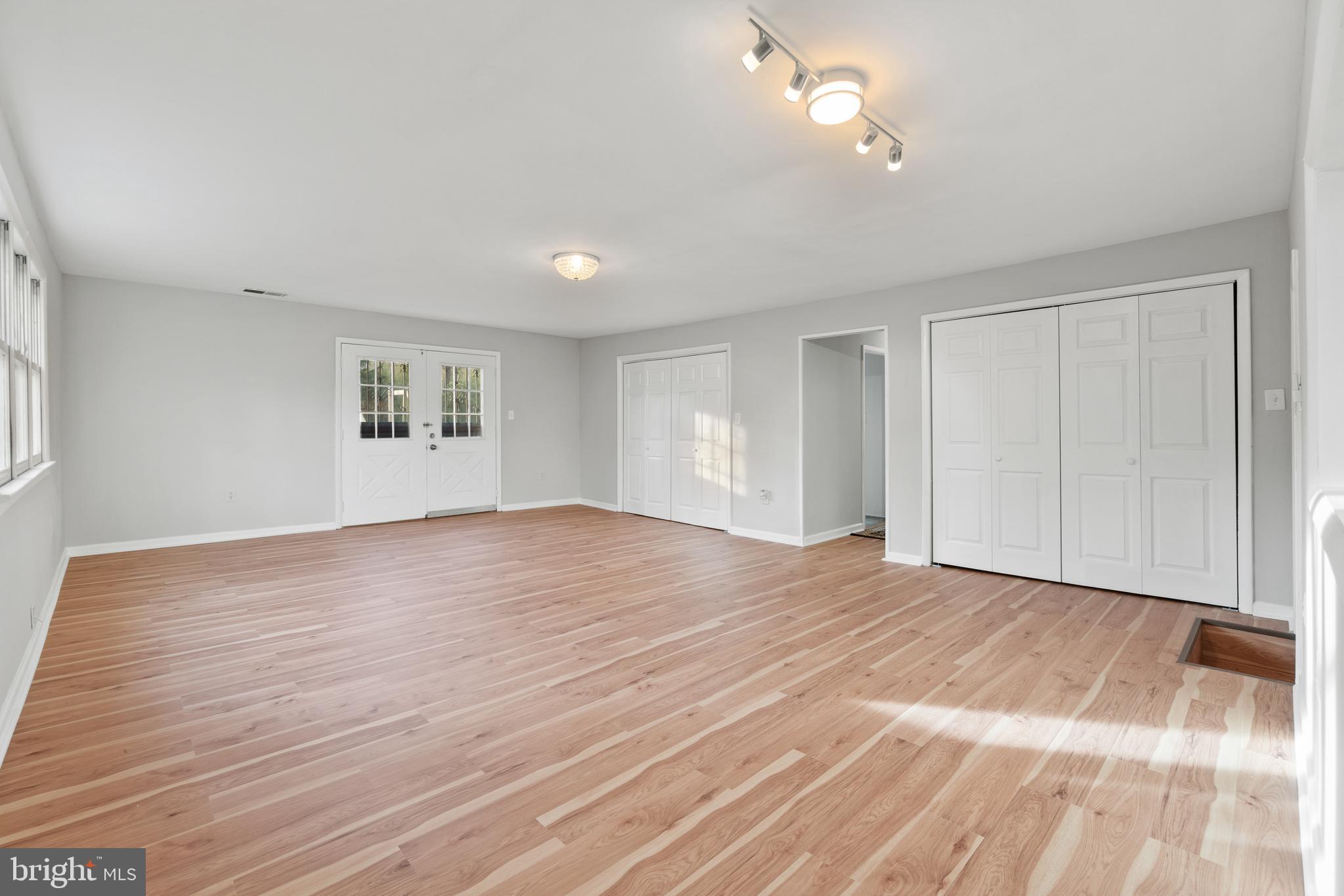 11710 Highview Avenue Silver Spring, MD 20902 - Photo 15 of 38 Gallery Image 15