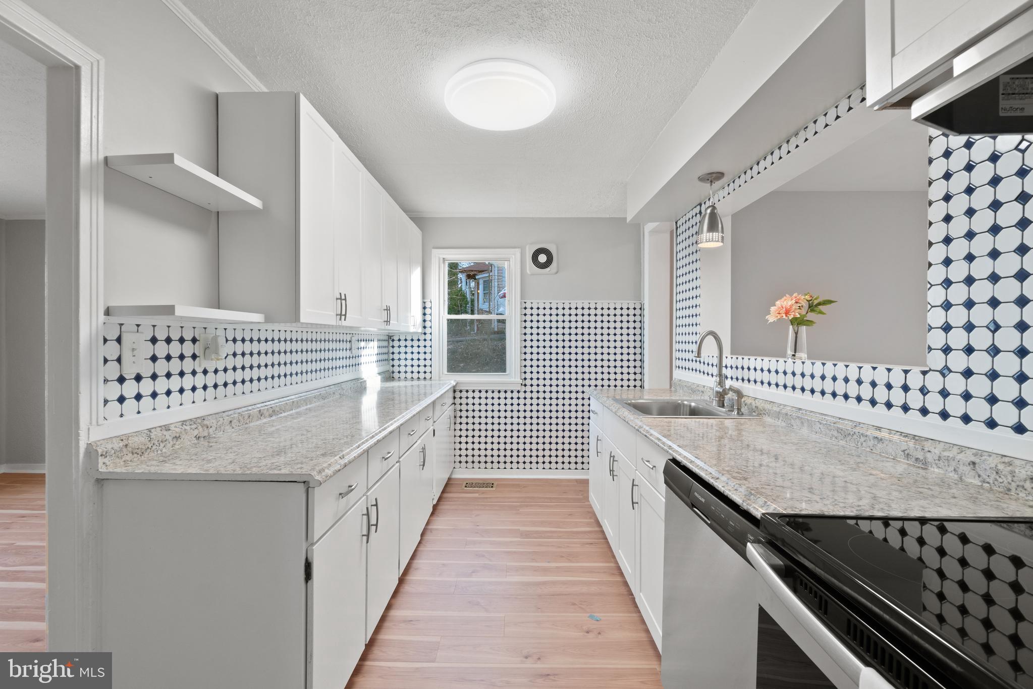 11710 Highview Avenue Silver Spring, MD 20902 - Photo 7 of 38 Gallery Image 7