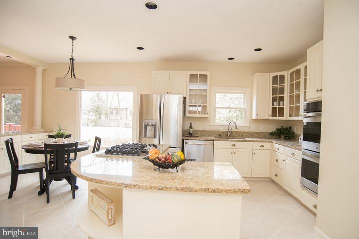 11600 Caplinger Road Silver Spring, MD 20904 - Photo 6 of 30 Kitchen