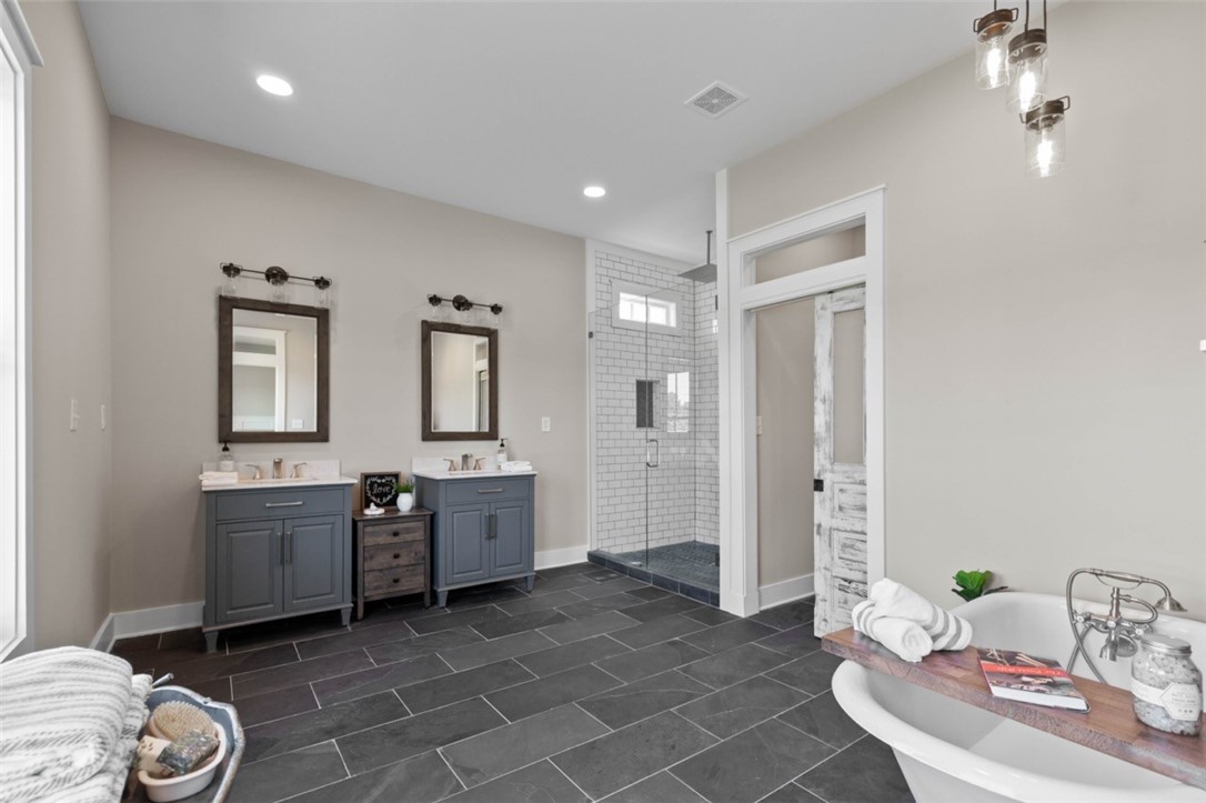 501 South Fairplay Street Seneca, SC 29678 - Photo 18 of 33