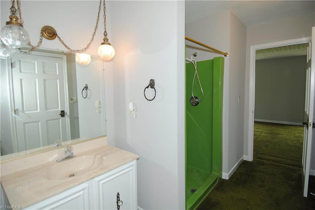 2625 Mizpah Church Road Rural Hall, NC 27045 - Photo 21 of 28 Vintage Bathroom