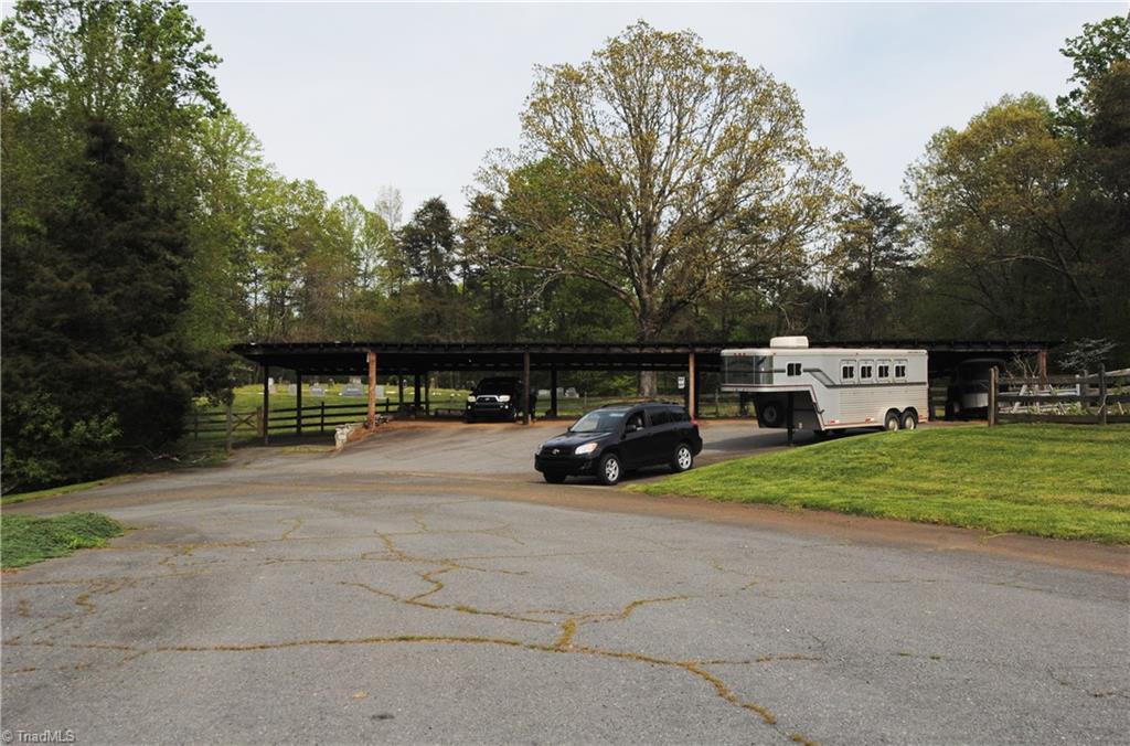 2625 Mizpah Church Road Rural Hall, NC 27045 - Photo 27 of 28 Carport