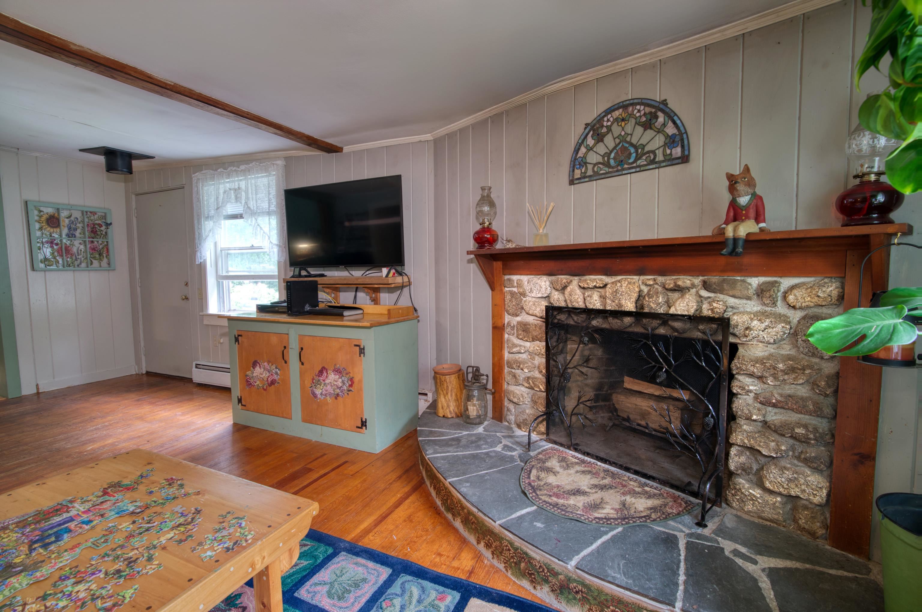84 Forest Road Hancock, NH 03449 - Photo 31 of 33