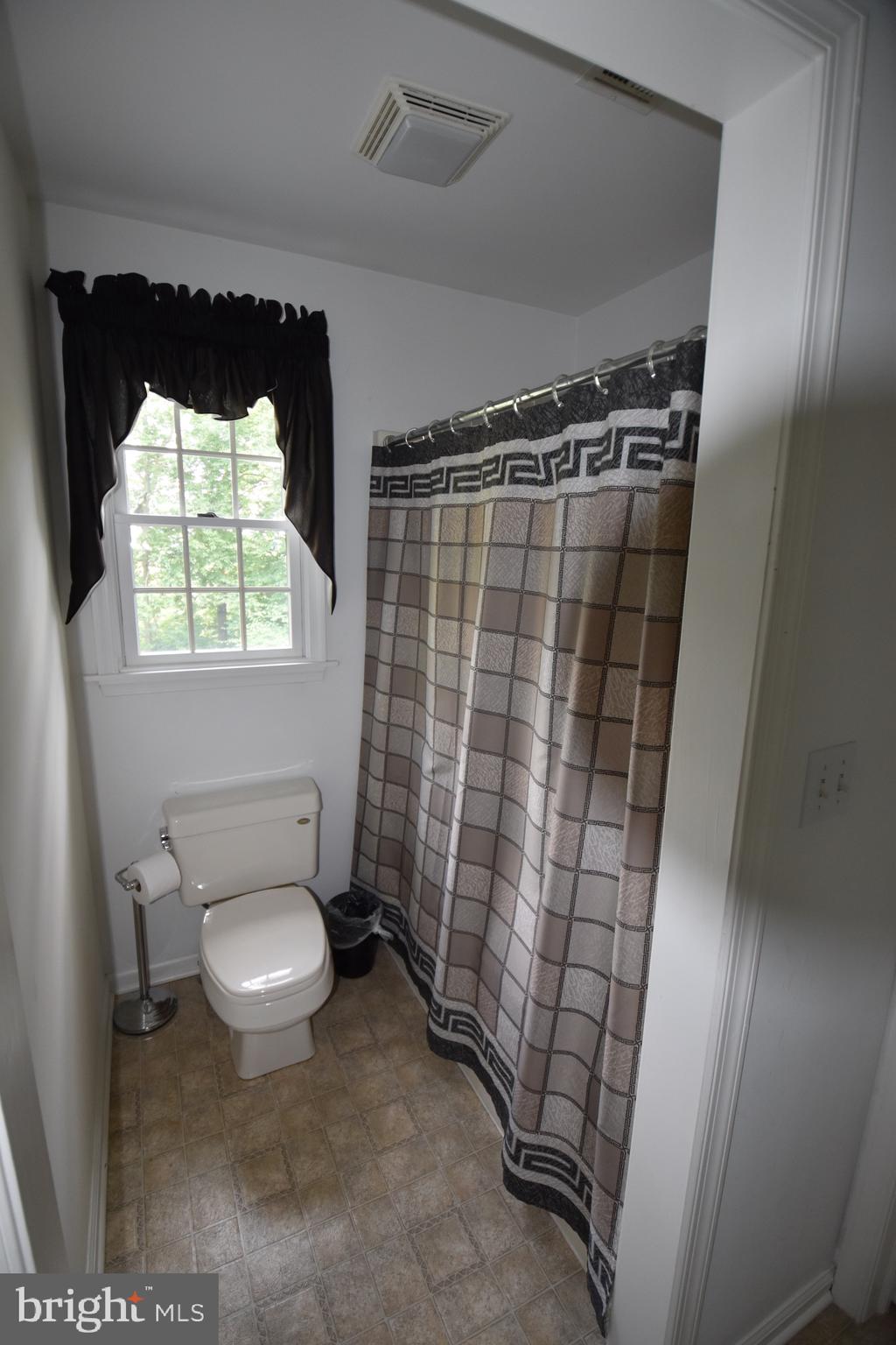 1200 Paxinosa Road East Easton, PA 18040 - Photo 35 of 40