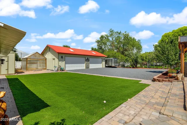 $455,900 | 320 East 4th Avenue, Eagar, AZ 85925