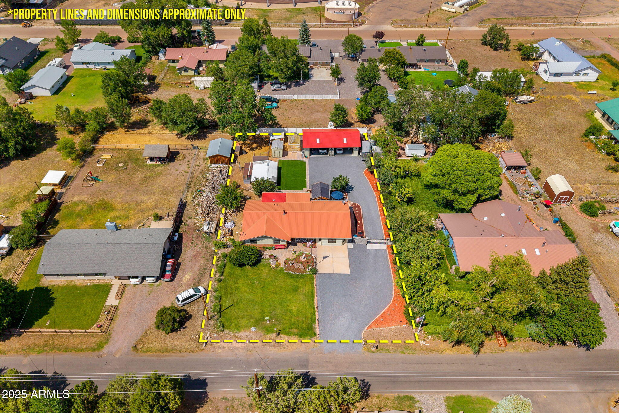 320 East 4th Avenue Eagar, AZ 85925 - Photo 31 of 38 an aerial view of residential houses with outdoor space