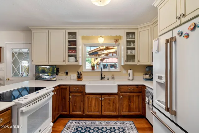 $455,900 | 320 East 4th Avenue, Eagar, AZ 85925