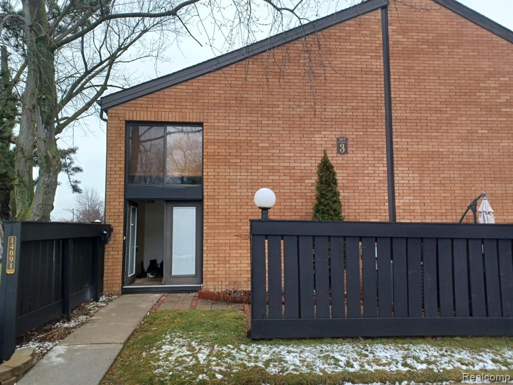 14091 Jackson Street Taylor, MI 48180 - Photo 1 of 17