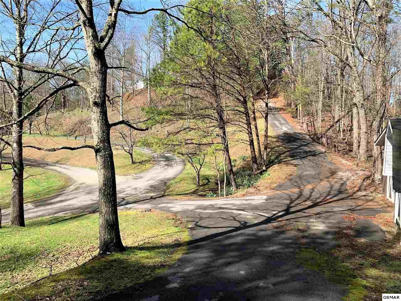 933 Caney Creek Road Sevierville, TN 37863 - Photo 27 of 36