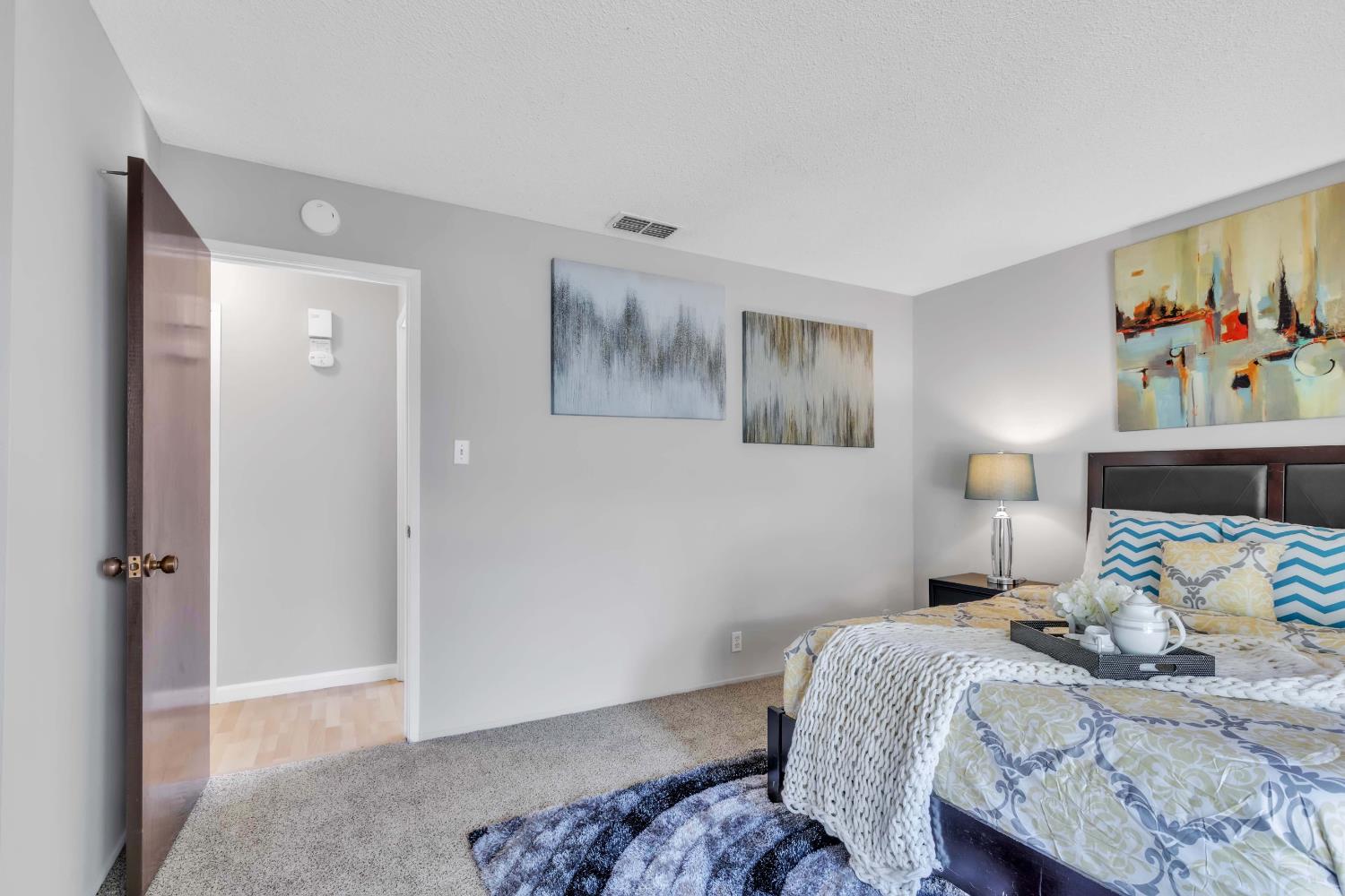 217 Roundtree Court Sacramento, CA 95831 - Photo 18 of 19