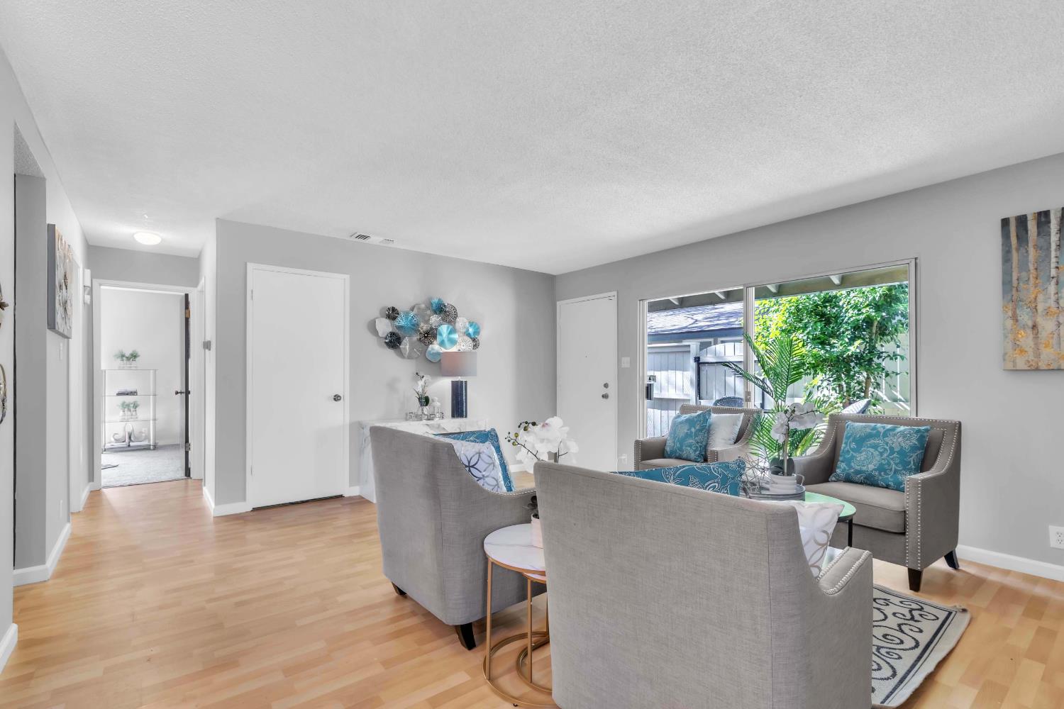 217 Roundtree Court Sacramento, CA 95831 - Photo 7 of 19