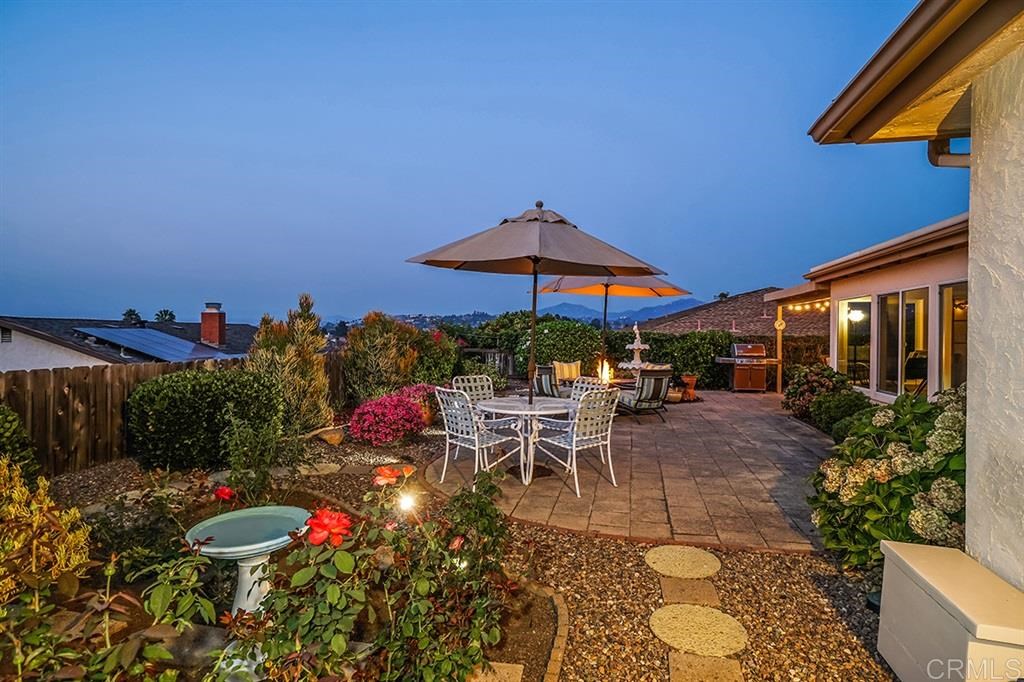 12208 Rios Road San Diego, CA 92128 - Photo 5 of 25 Gallery Image 5