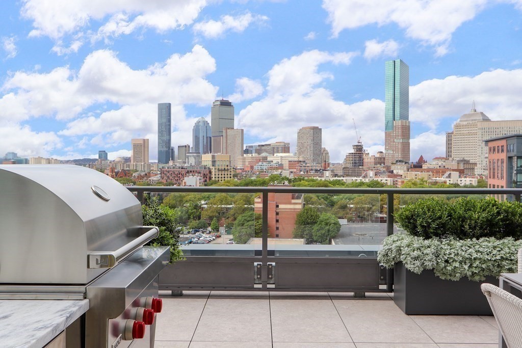 380 Harrison Avenue, Unit 12J Boston, MA 02118 - Photo 3 of 42 a view of a lake