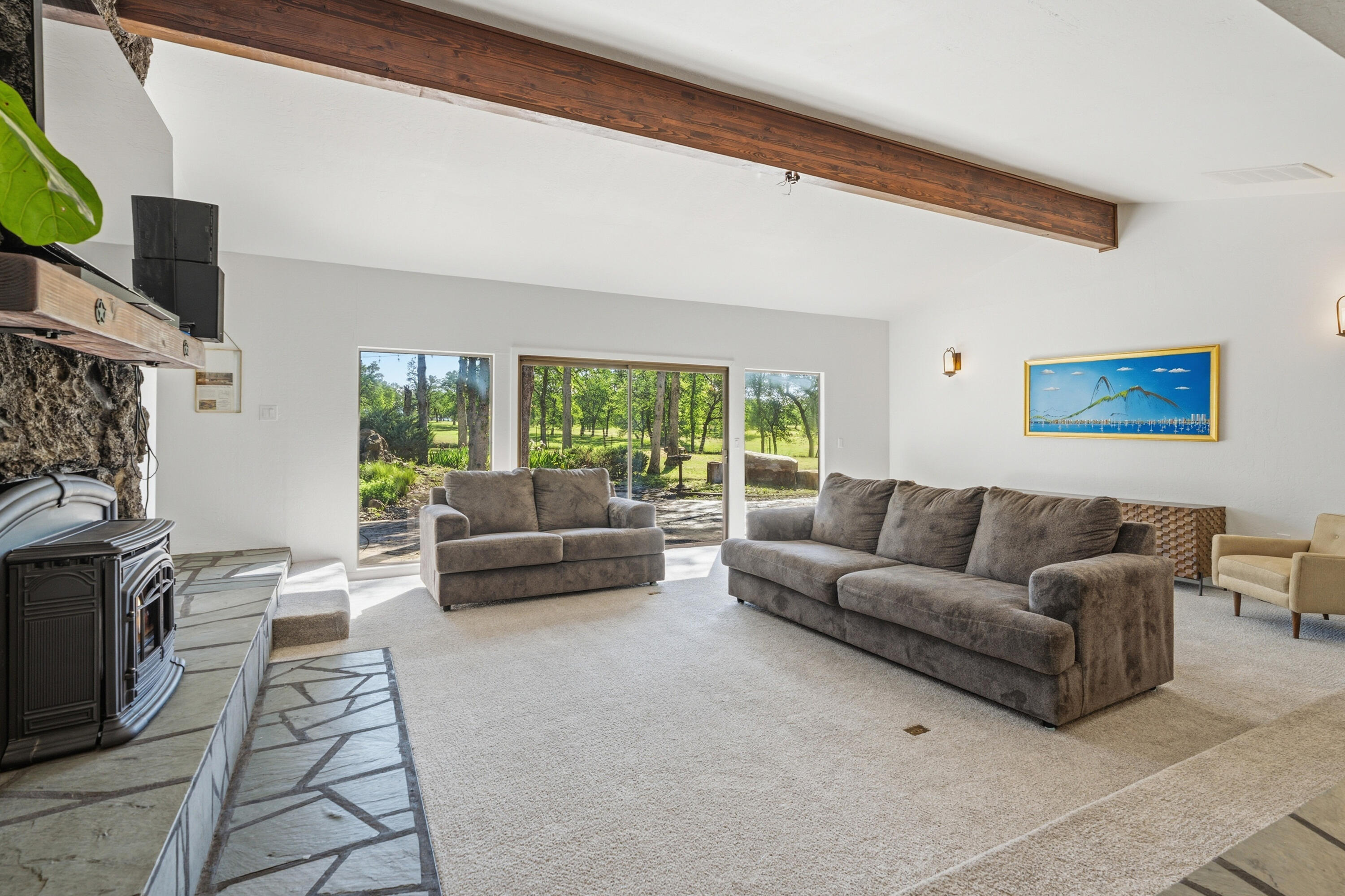 11385 Easy Street Redding, CA 96003 - Photo 13 of 55 TUF00829