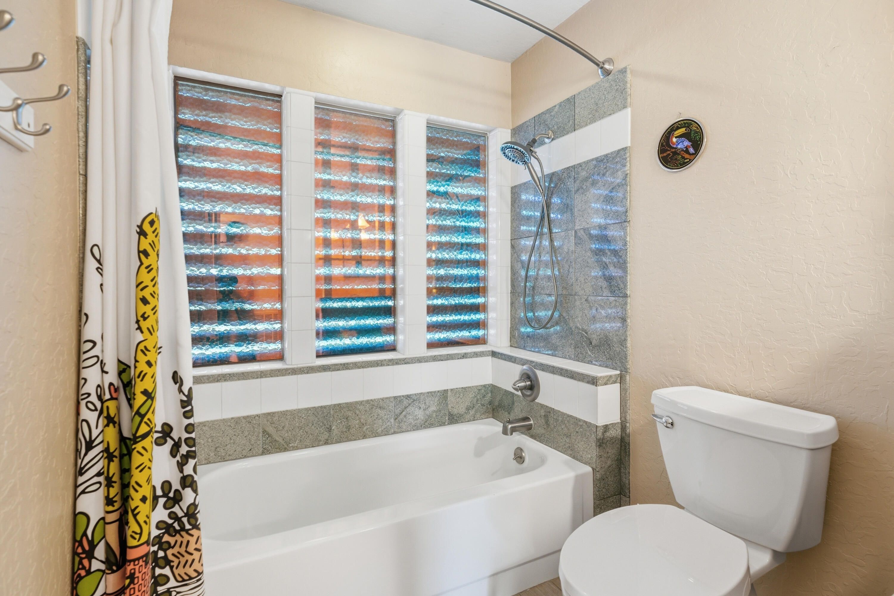 11385 Easy Street Redding, CA 96003 - Photo 25 of 55 TUF00898