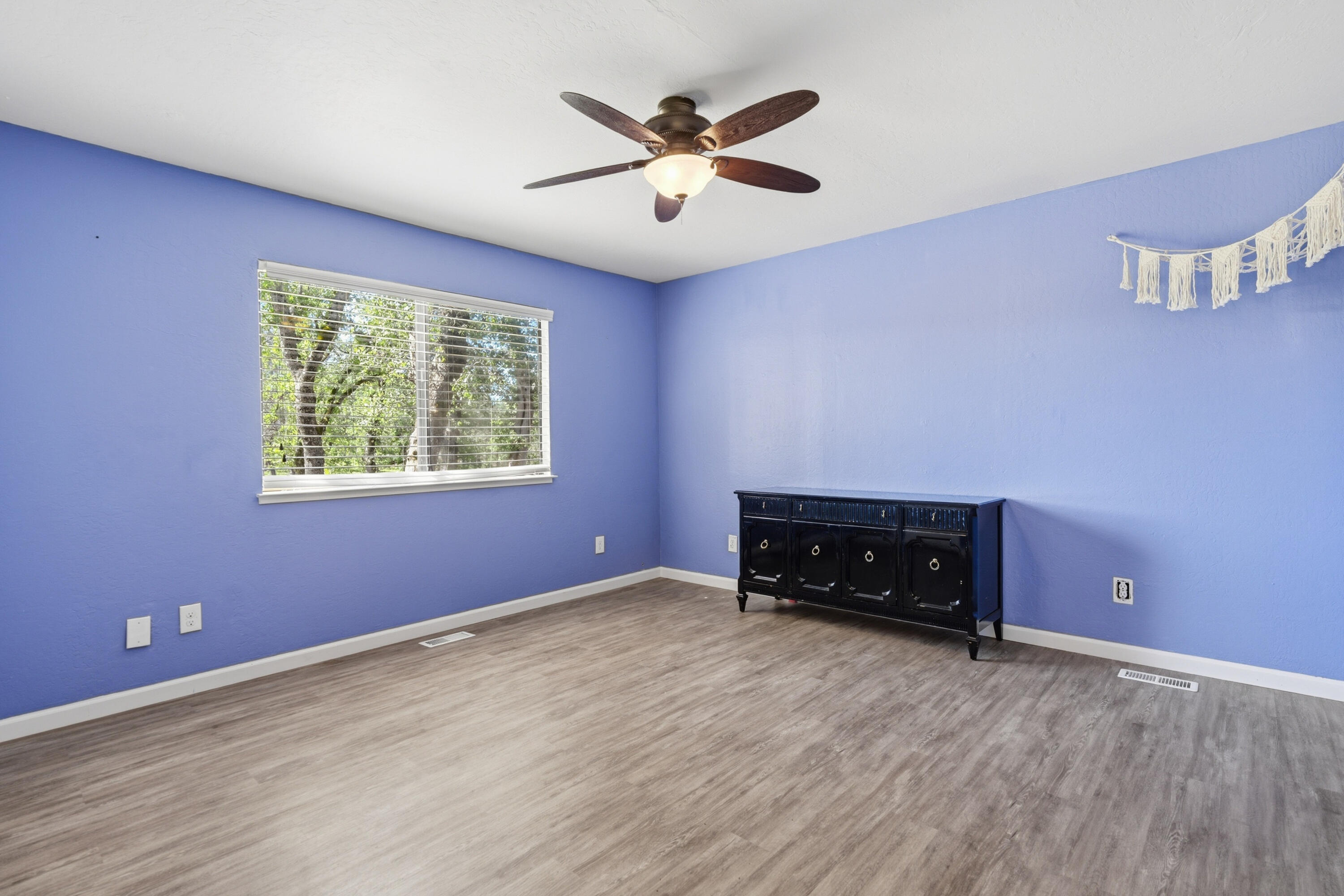 11385 Easy Street Redding, CA 96003 - Photo 26 of 55 TUF00901