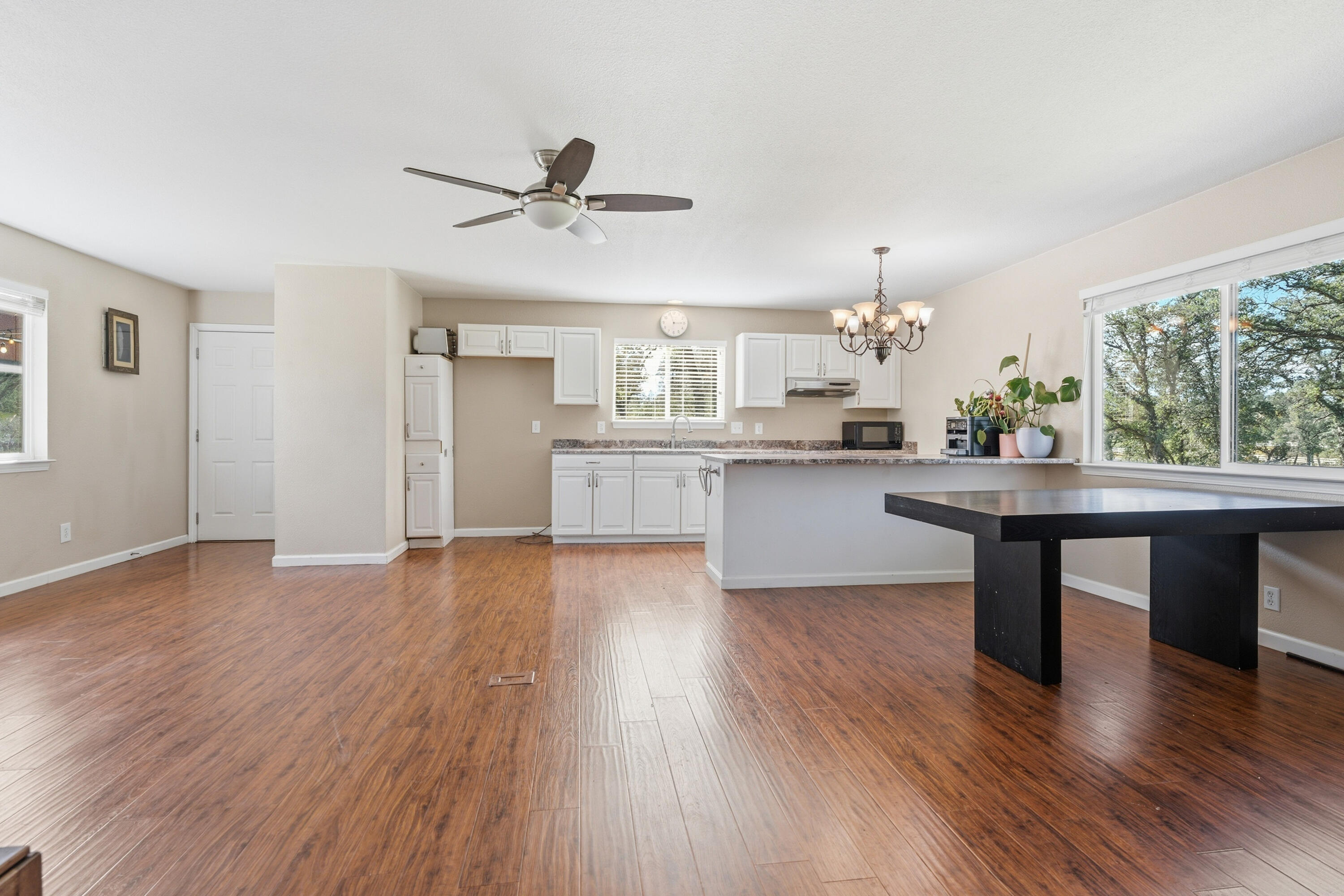 11385 Easy Street Redding, CA 96003 - Photo 36 of 55 TUF00951