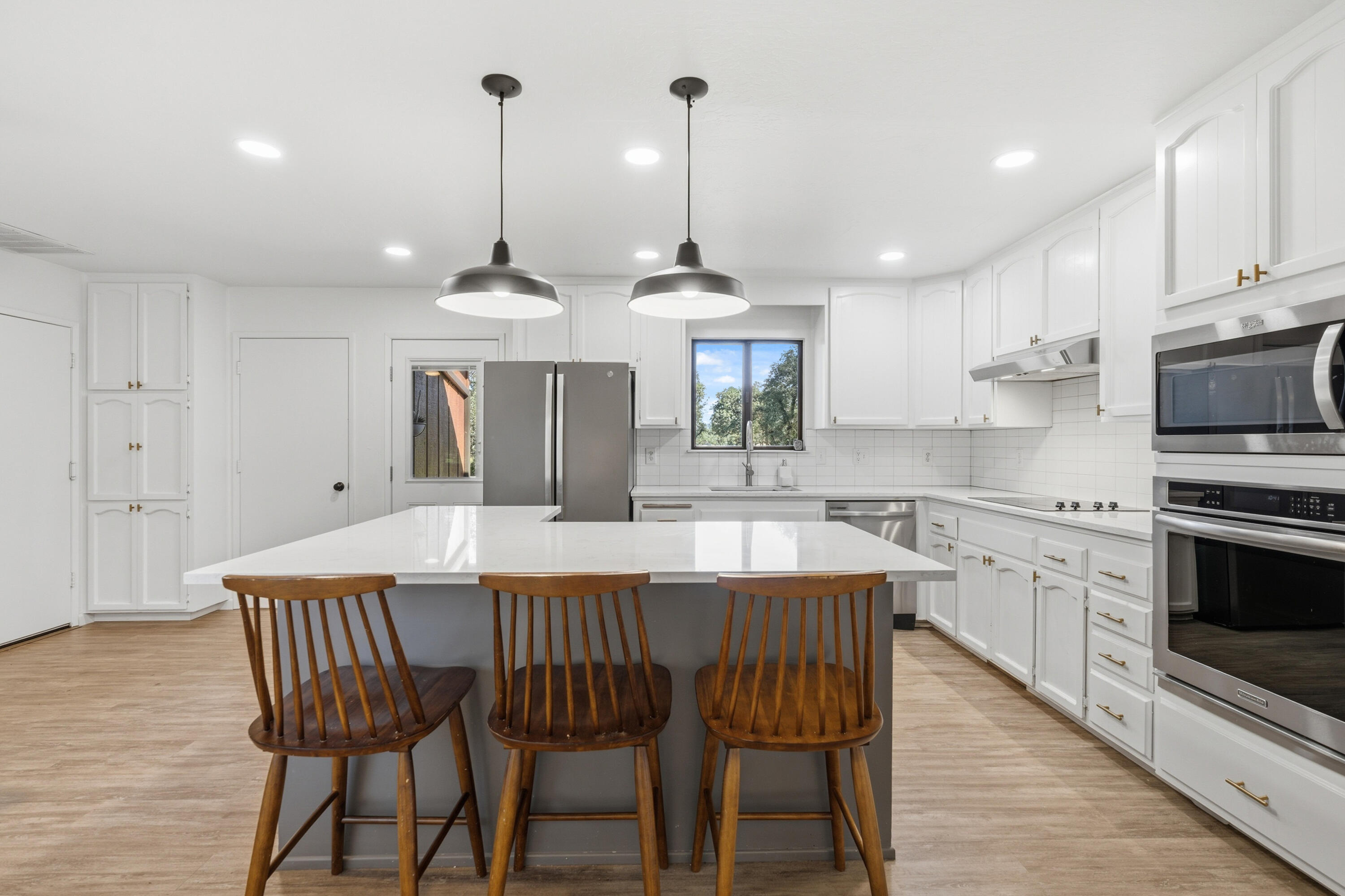 11385 Easy Street Redding, CA 96003 - Photo 4 of 55 TUF00856