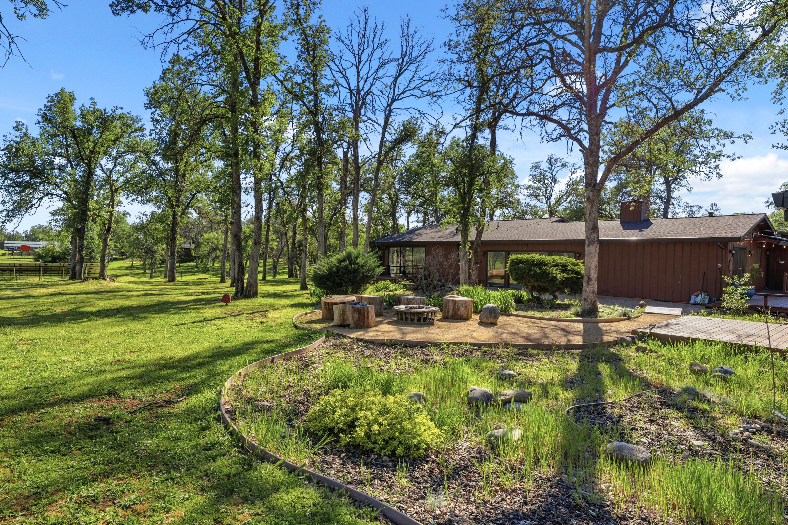 11385 Easy Street Redding, CA 96003 - Photo 50 of 55 TUF01008