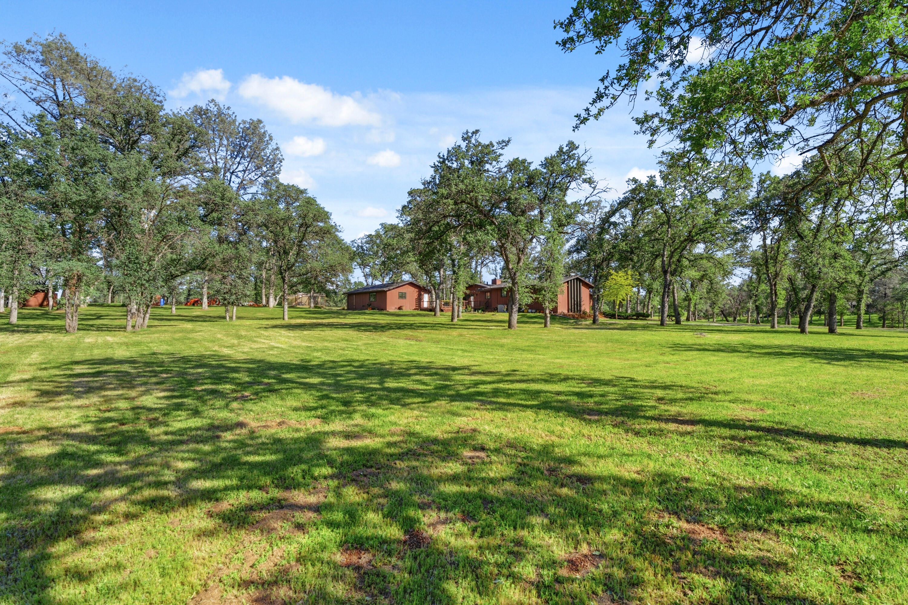 11385 Easy Street Redding, CA 96003 - Photo 52 of 55 TUF01026