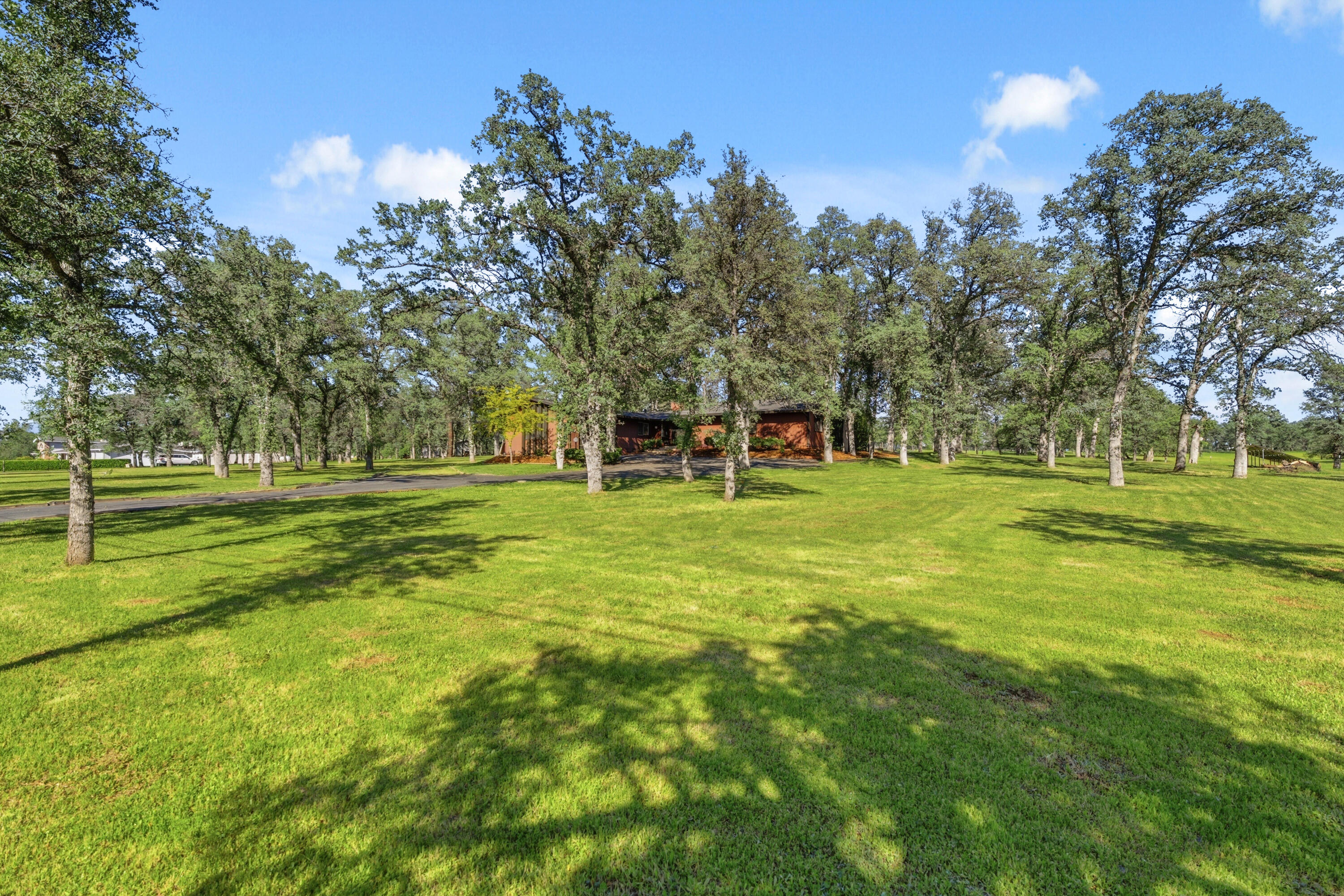 11385 Easy Street Redding, CA 96003 - Photo 55 of 55 TUF01035