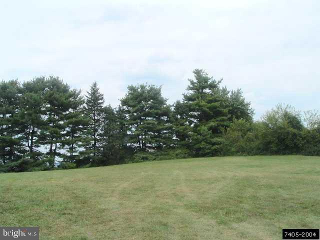 4597 Wolfs Church Road York, PA 17408 - Photo 2 of 7 Gallery Image 2