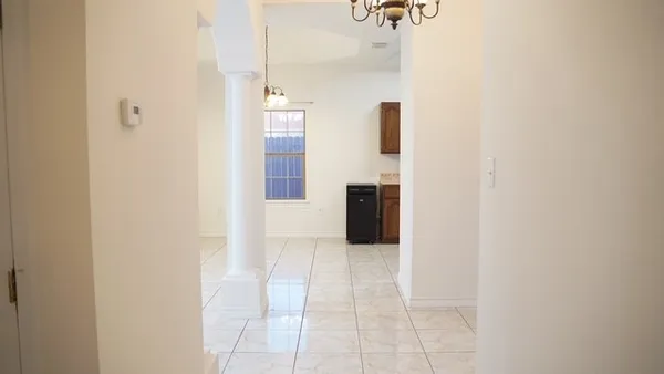 $195,000 | 710 West Viggo Street, Hebbronville, TX 78361