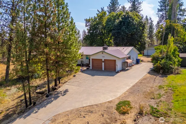 $450,000 | 1228 East Lake Street, Medical Lake, WA 99022