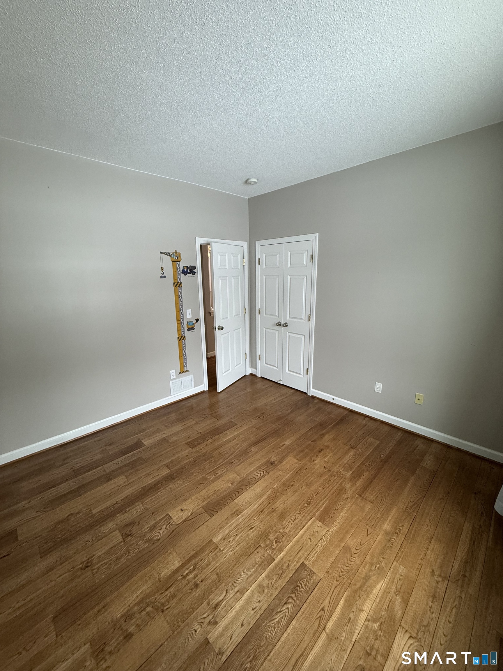 104 Valley View Road Manchester, CT 06040 - Photo 17 of 38