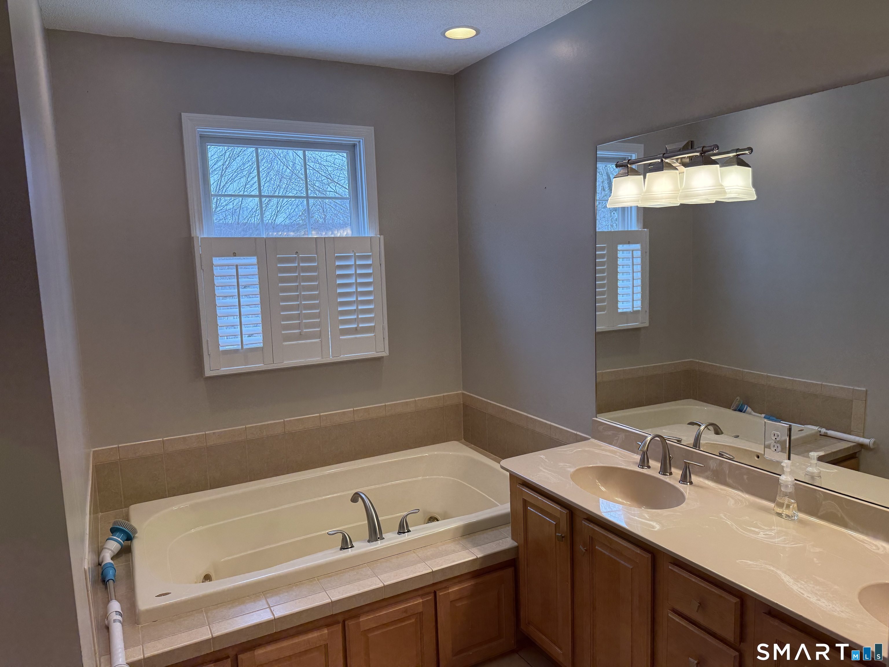 104 Valley View Road Manchester, CT 06040 - Photo 30 of 38