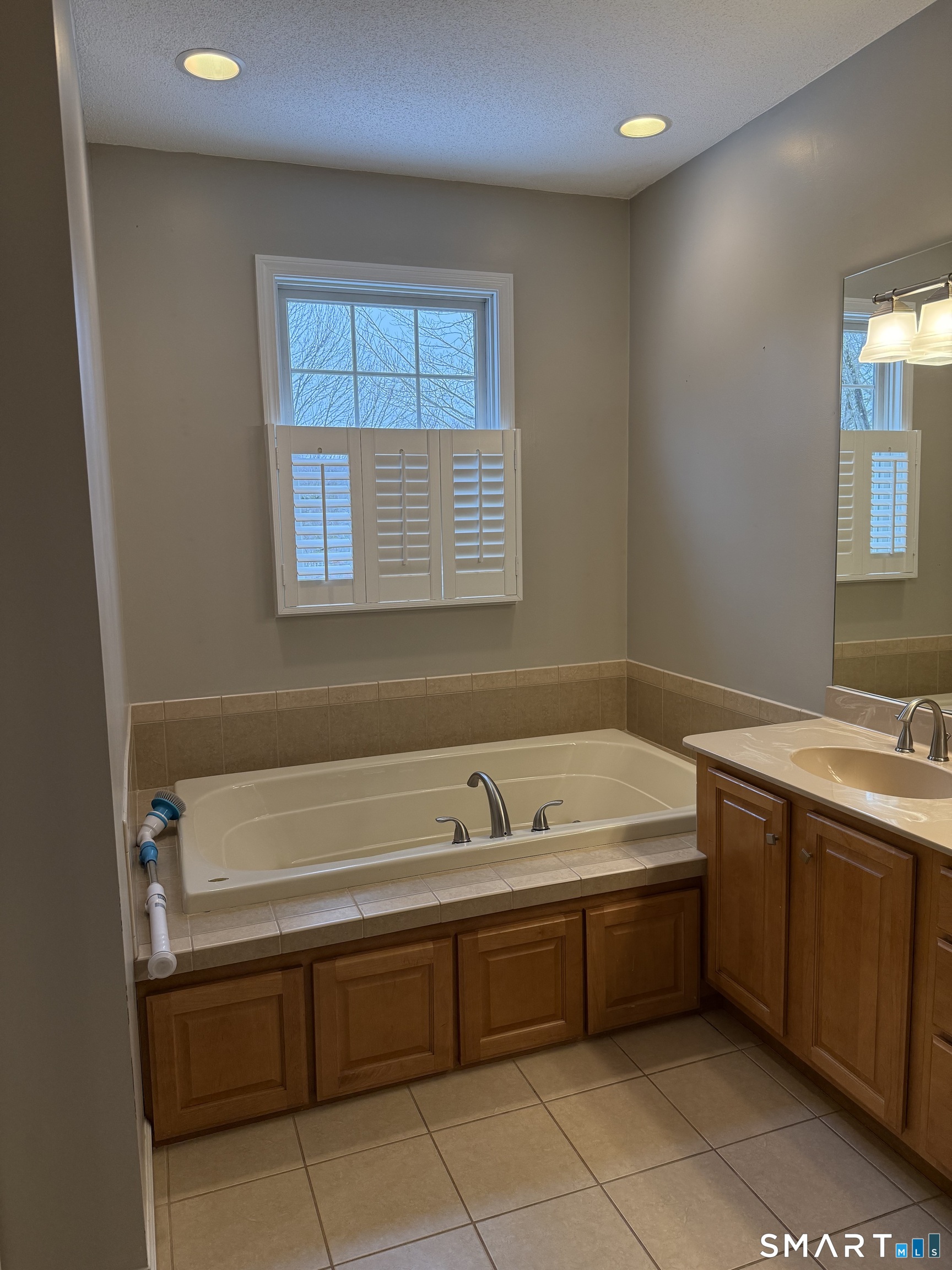 104 Valley View Road Manchester, CT 06040 - Photo 32 of 38