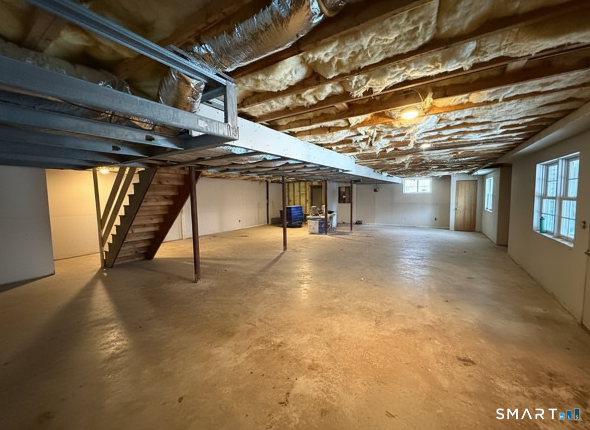 104 Valley View Road Manchester, CT 06040 - Photo 36 of 38