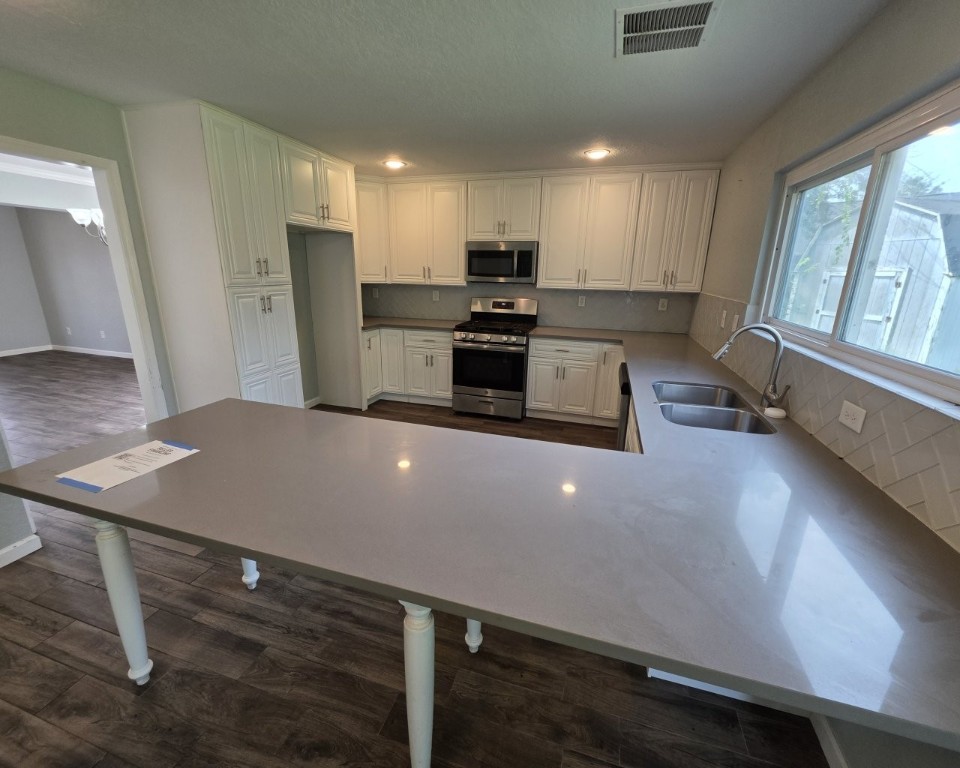 129 Corral Court Angleton, TX 77515 - Photo 6 of 26 Another view of the kitchen