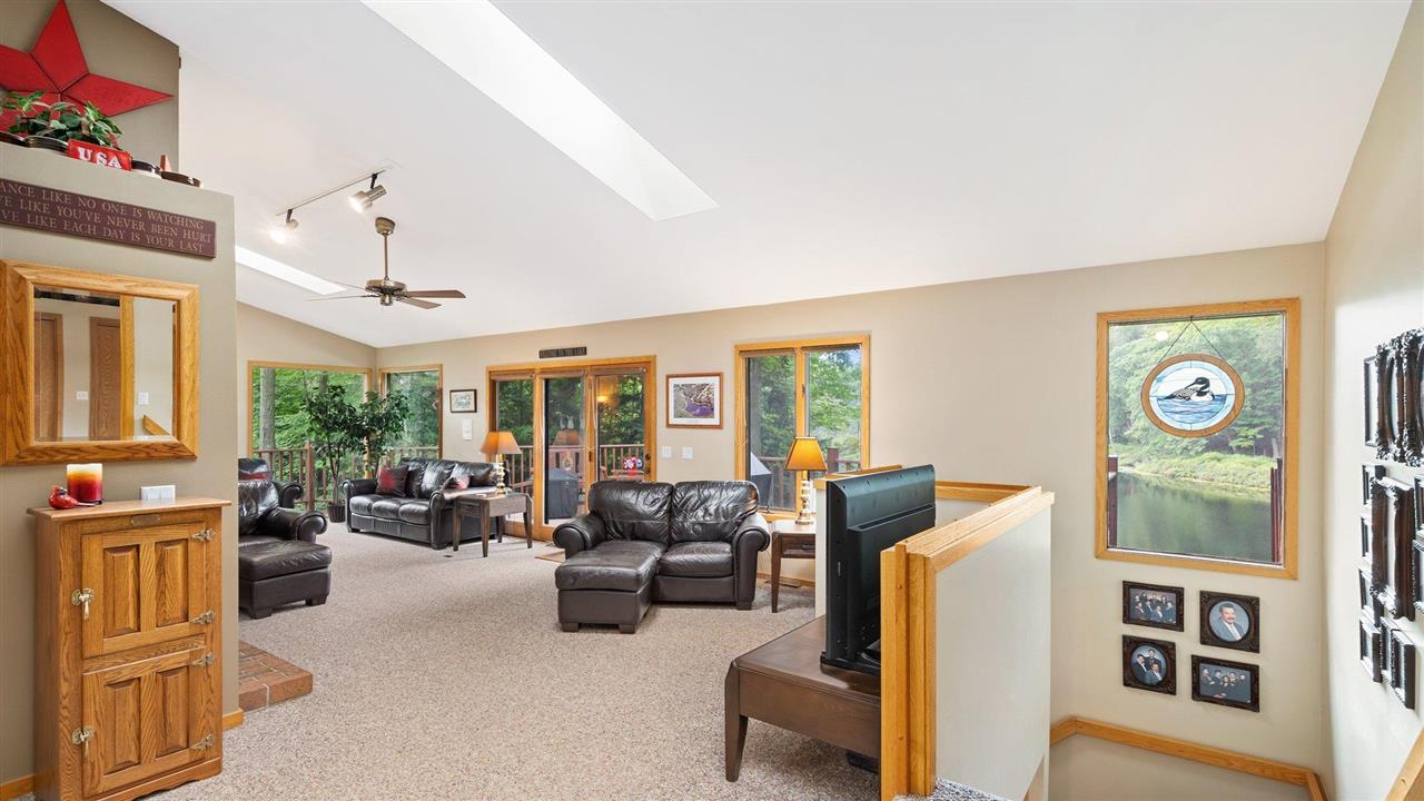 7710 Forest Lodge Road Traverse City, MI 49685 - Photo 8 of 88 1891618-7.JPG