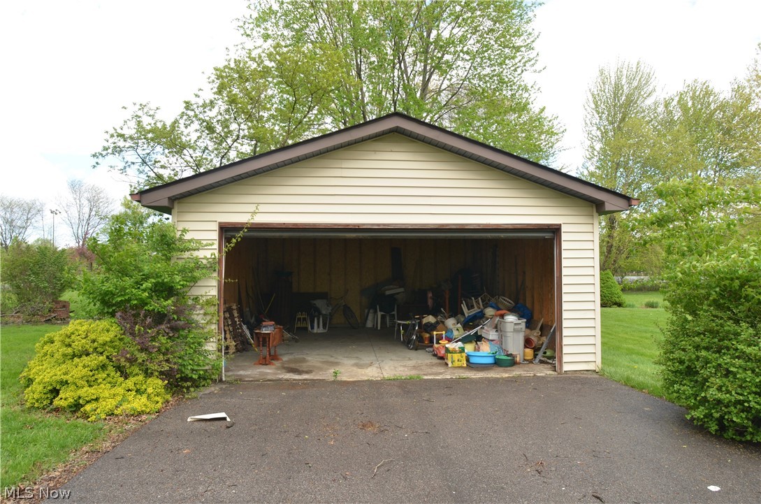 25670 Cook Road Olmsted Falls, OH 44138 - Photo 33 of 35 Gallery Image 33