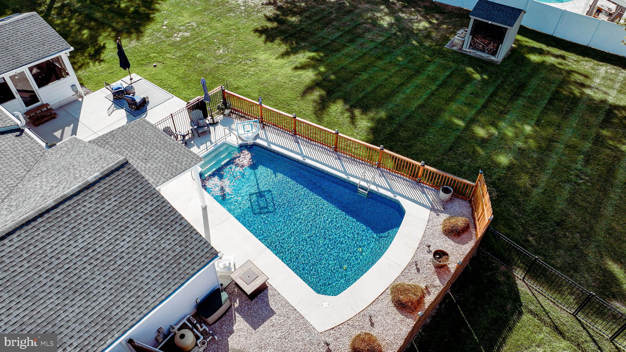 2116 Paddock Lane Finksburg, MD 21048 - Photo 27 of 35 a view of balcony with furniture
