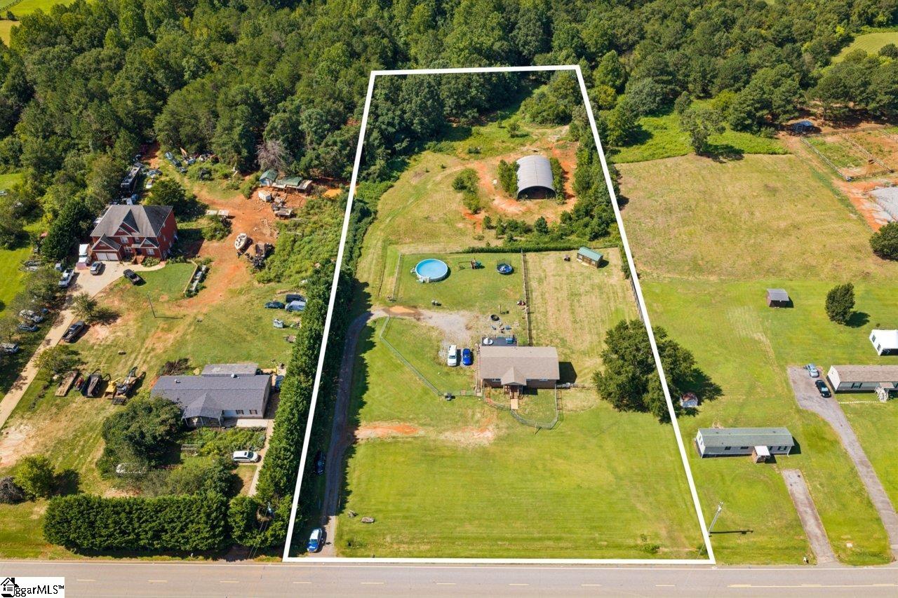 1055 Little Mountain Road Wellford, SC 29385 - Photo 12 of 44 Gallery Image 12