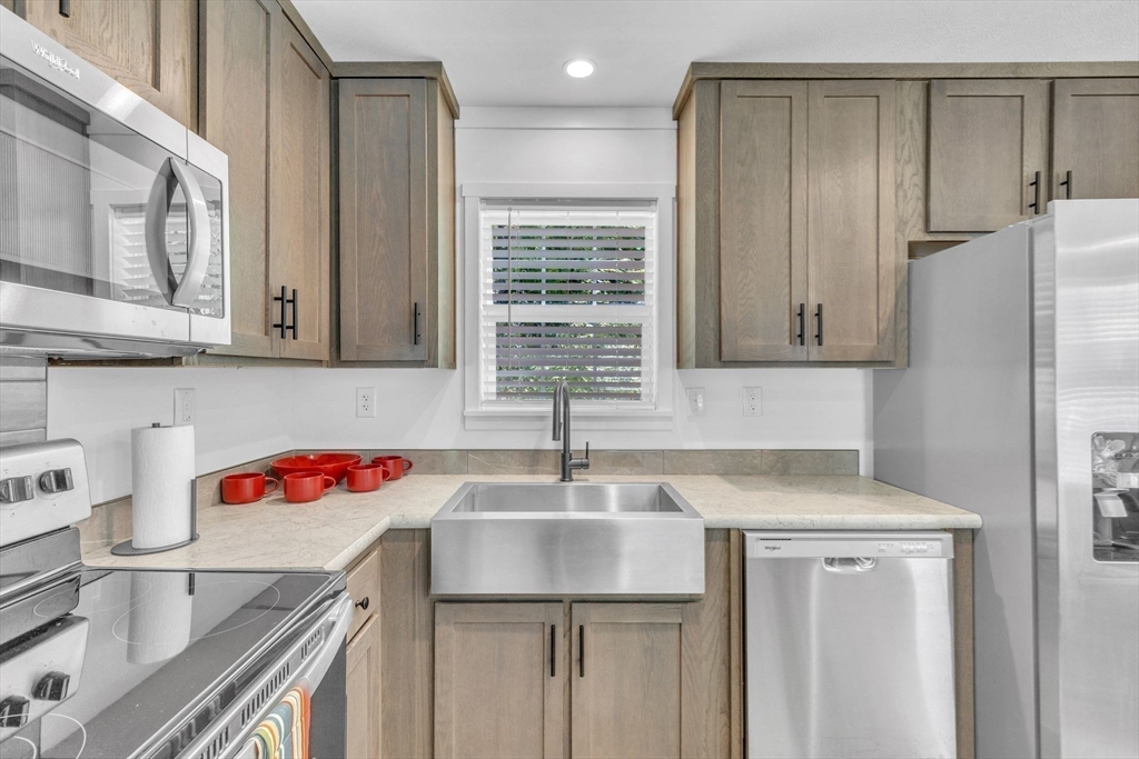 2 4th Avenue Ware, MA 01082 - Photo 13 of 31