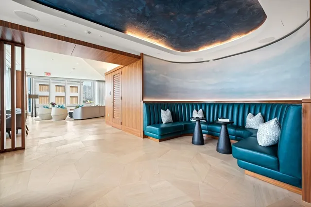 a view of livingroom with furniture