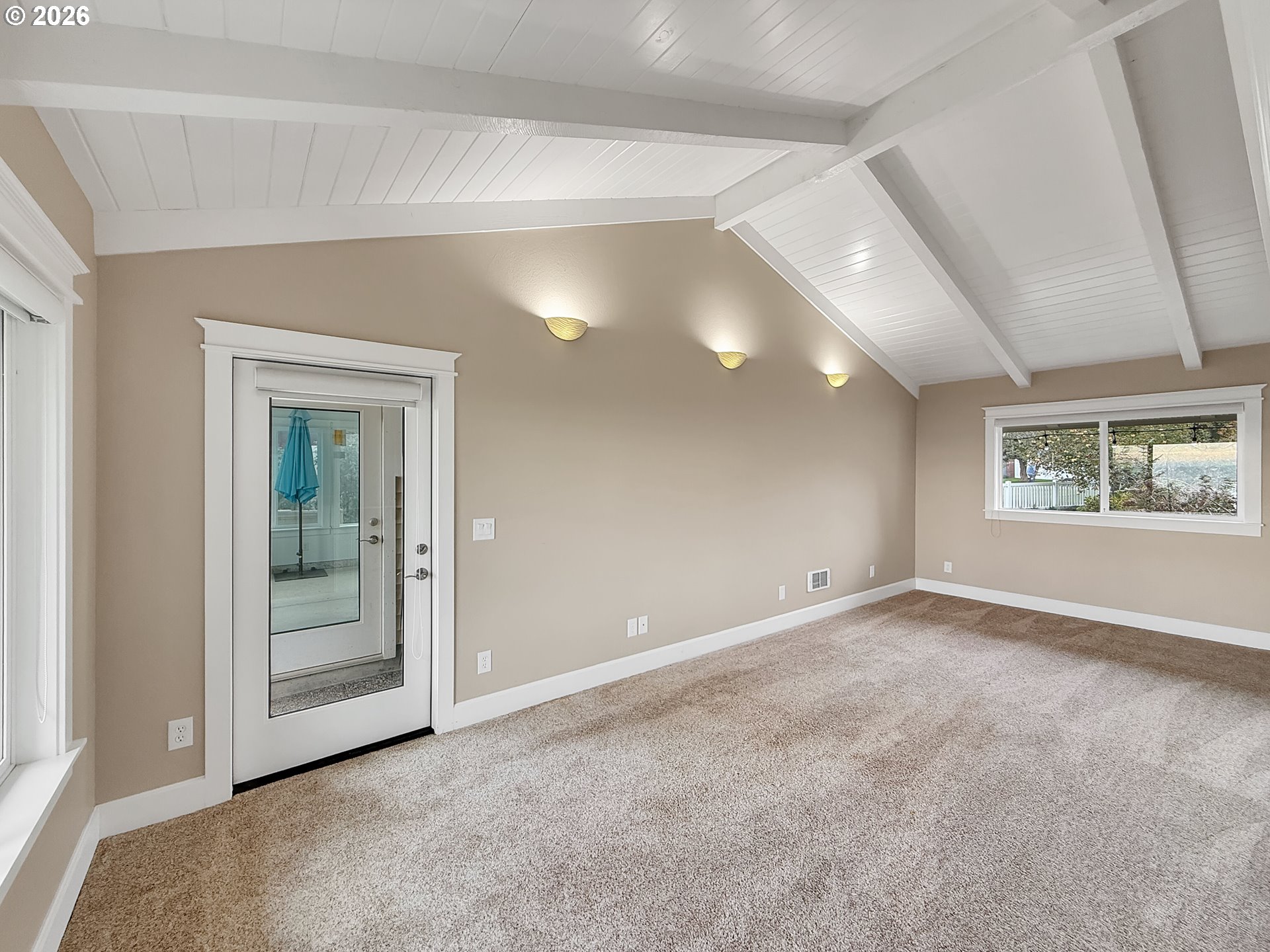 14646 Wollam Road Brookings, OR 97415 - Photo 23 of 48 Den/Office