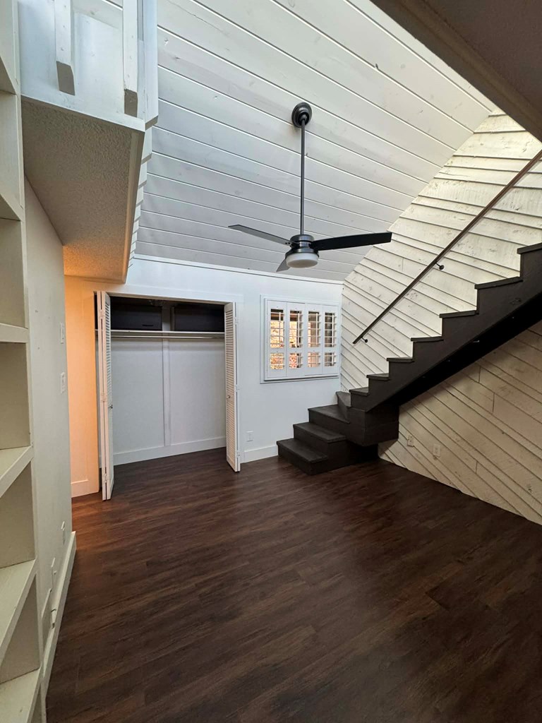 500 Marina Road Murphy, NC 28906 - Photo 37 of 57 a view of empty room with wooden floor and fan